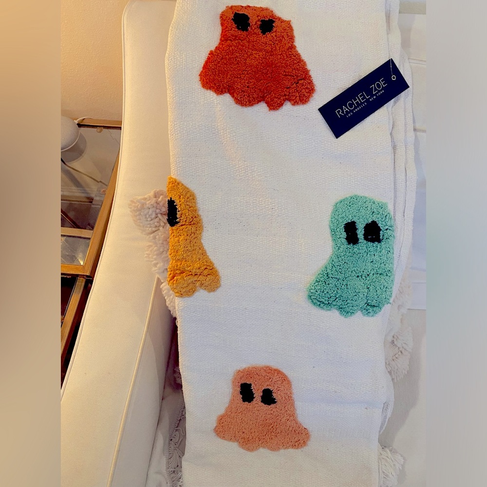 Viral Rachel Zoe ghost blanket NWT